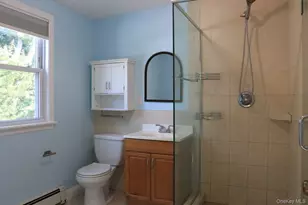 8 Washington Pl, White Plains, NY 10603 - Photo 10