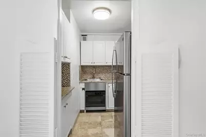 16 Lake Street #7J, White Plains, NY 10603 - Photo 16