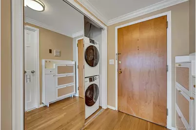 701 Pelham Road #PH3, New Rochelle, NY 10805 - Photo 12