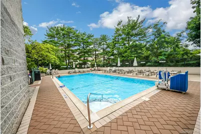 701 Pelham Road #PH3, New Rochelle, NY 10805 - Photo 2