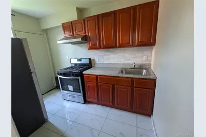 206-07 Hillside Avenue #2FL, Queens Village, NY 11427 - Photo 4