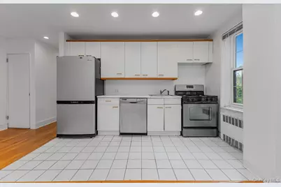 140-35 Burden Crescent #608, Briarwood, NY 11435 - Photo 2