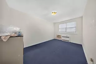 153-34 Booth Memorial Ave, Flushing, NY 11355 - Photo 10