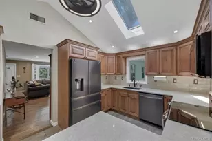 13 Split Rock Rd, Mahopac, NY 10541 - Photo 20