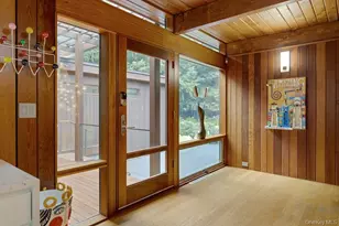 14 Cradle Rock Rd E, Pound Ridge, NY 10576 - Photo 4