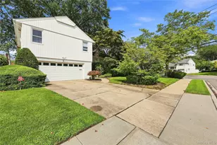 2 Longview Ave, Woodmere, NY 11581 - Photo 2