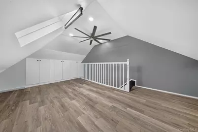 26 Van Nostrand Court, Little Neck, NY 11362 - Photo 24