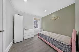 26 Van Nostrand Ct, Little Neck, NY 11362 - Photo 20