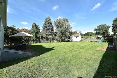 71 John Drive, Farmingville, NY 11738 - Photo 12