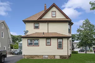 10 Driscoll Ave, Rockville Centre, NY 11570 - Photo 22