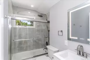 260 W 24th St, Deer Park, NY 11729 - Photo 20