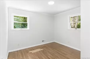 260 W 24th St, Deer Park, NY 11729 - Photo 18