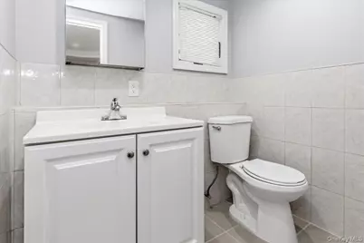 260 W 24th Street, Deer Park, NY 11729 - Photo 22