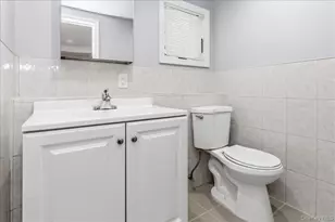 260 W 24th St, Deer Park, NY 11729 - Photo 22