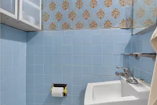 153-36 Booth Memorial Ave, Flushing, NY 11355 - Photo 10