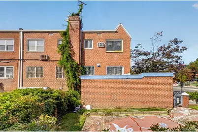 153-36 Booth Memorial Avenue, Flushing, NY 11355 - Photo 16
