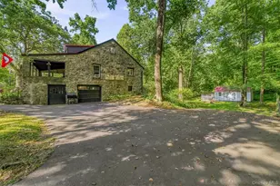 231 Rombout Rd, Pleasant Valley, NY 12569 - Photo 48
