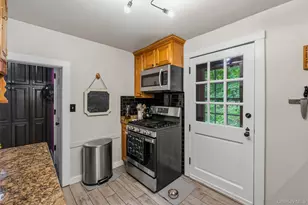 231 Rombout Rd, Pleasant Valley, NY 12569 - Photo 22