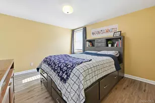 36 Woodlawn Ave, Selden, NY 11784 - Photo 6