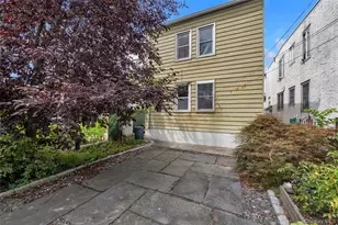 15-11 149th St, Whitestone, NY 11357 - Photo 2