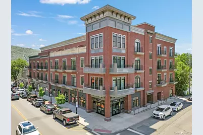 249 Main Street #206, Beacon, NY 12508 - Photo 2
