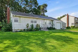 10 Shirley Ln, West Babylon, NY 11704 - Photo 2