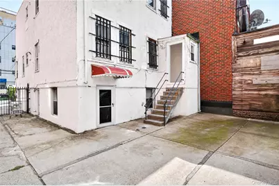 3150 137th Street, Flushing, NY 11354 - Photo 4