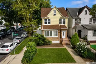 89-01 Moline St, Queens Village, NY 11428 - Photo 2