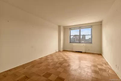 70-25 Yellowstone Boulevard #14H, Forest Hills, NY 11375 - Photo 8