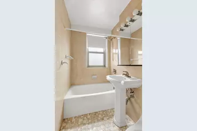 70-25 Yellowstone Boulevard #14H, Forest Hills, NY 11375 - Photo 14