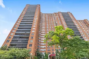 70-25 Yellowstone Blvd, Forest Hills, NY 11375 - Photo 22