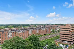 70-25 Yellowstone Blvd, Forest Hills, NY 11375 - Photo 16