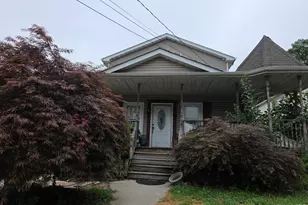 178 S 15th St, Lindenhurst, NY 11757 - Photo 2
