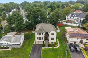 33 Morris Rd, Spring Valley, NY 10977 - Photo 2