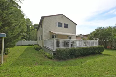 4 Huck Finn Lane, Shoreham, NY 11786 - Photo 32