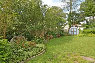 4 Huck Finn Ln, Shoreham, NY 11786 - Photo 28