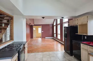 26 Gordon Pl, Freeport, NY 11520 - Photo 8