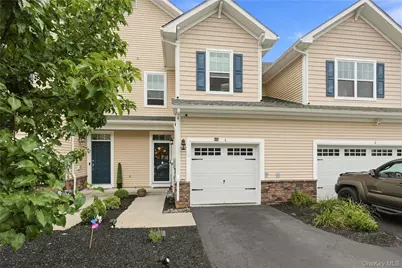 4 Woodrose Court, Middletown, NY 10940 - Photo 2