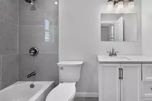 5 Elm Ave, Floral Park, NY 11001 - Photo 12