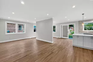 5 Elm Ave, Floral Park, NY 11001 - Photo 10