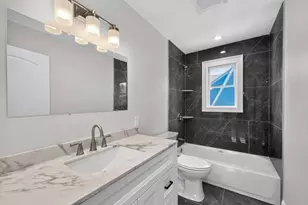 5 Elm Ave, Floral Park, NY 11001 - Photo 26