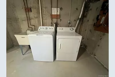 45 Avenue A #A, Port Washington, NY 11050 - Photo 22