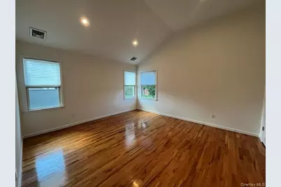 45 Avenue A #A, Port Washington, NY 11050 - Photo 12