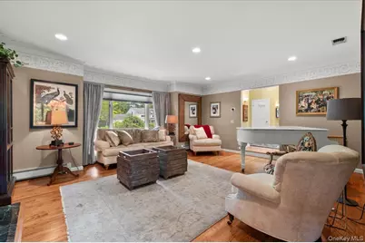 60 Lafayette Avenue, Sea Cliff, NY 11579 - Photo 8