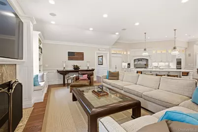 3 Fieldstone Lane, Oyster Bay, NY 11771 - Photo 10