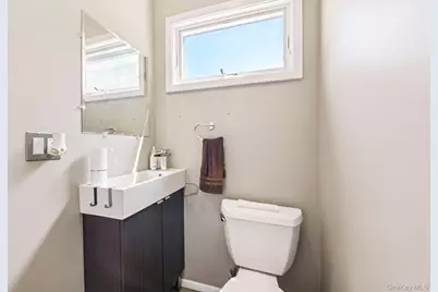 129 Jefferson Avenue, Saint James, NY 11780 - Photo 24