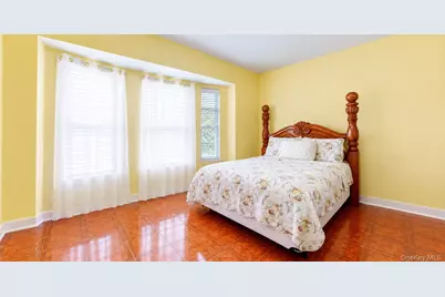 9408 Forbell Street, Ozone Park, NY 11416 - Photo 16