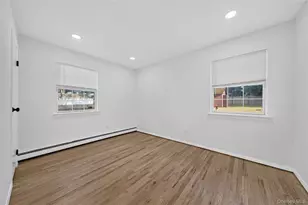 28 Roslyn Ave, Selden, NY 11784 - Photo 10