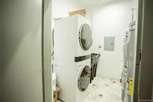 138 E Park Ave, Long Beach, NY 11561 - Photo 10