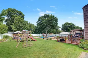 7 David Dr, Selden, NY 11784 - Photo 12